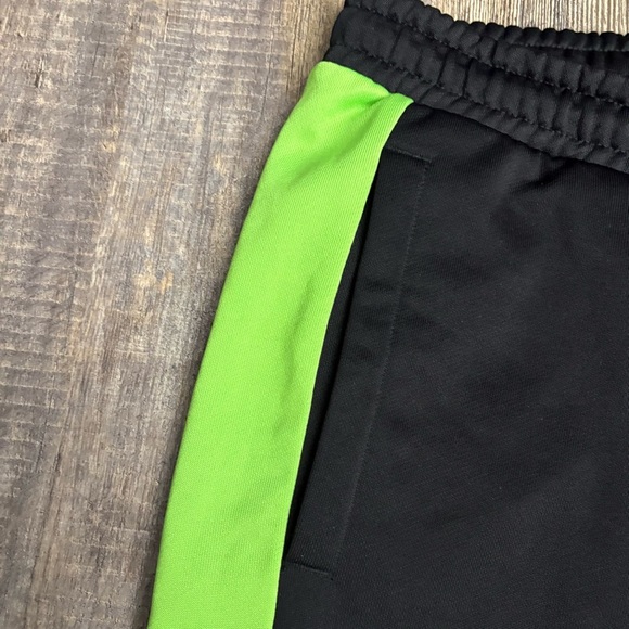 Puma Mens Track Pants XL Black Green Blue Stripe Joggers Athletic Sweatpants - Picture 3 of 10